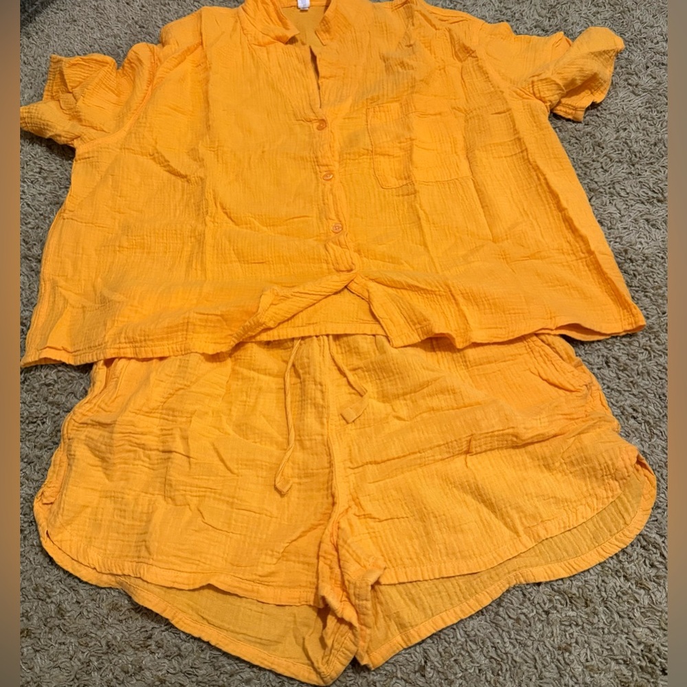 Women’s matching sleep set